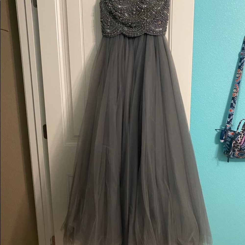 Sherri Hill prom dress size 4